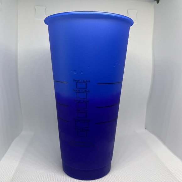 Starbucks Color Changing Reusable Cold Cup 2020 - Picture 4 of 10